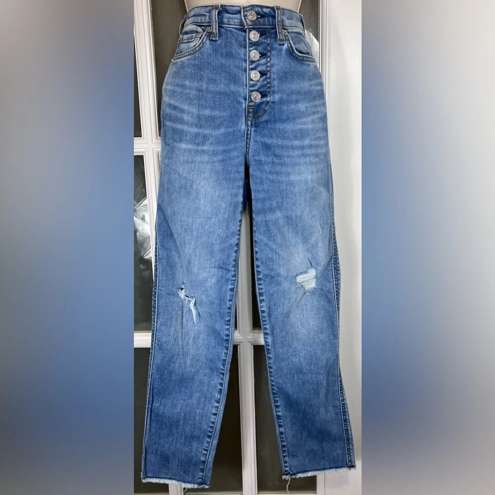 7 FOR ALL MANKIND Cropped Straight Jeans